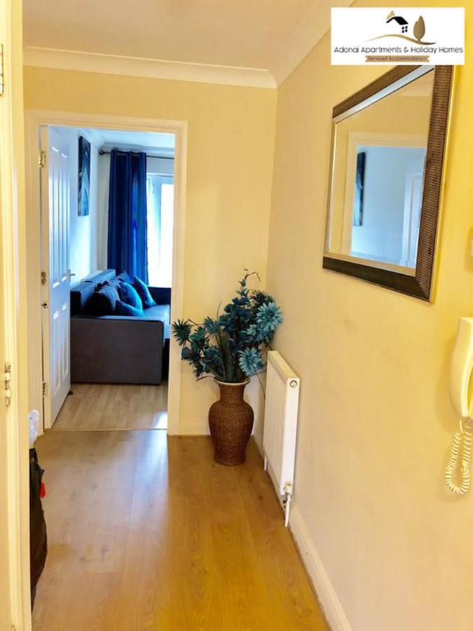 2 Bedroom Apartment At Dagenham , Adonai Serviced Accommodation, Free Wifi And Parking Bagian luar foto